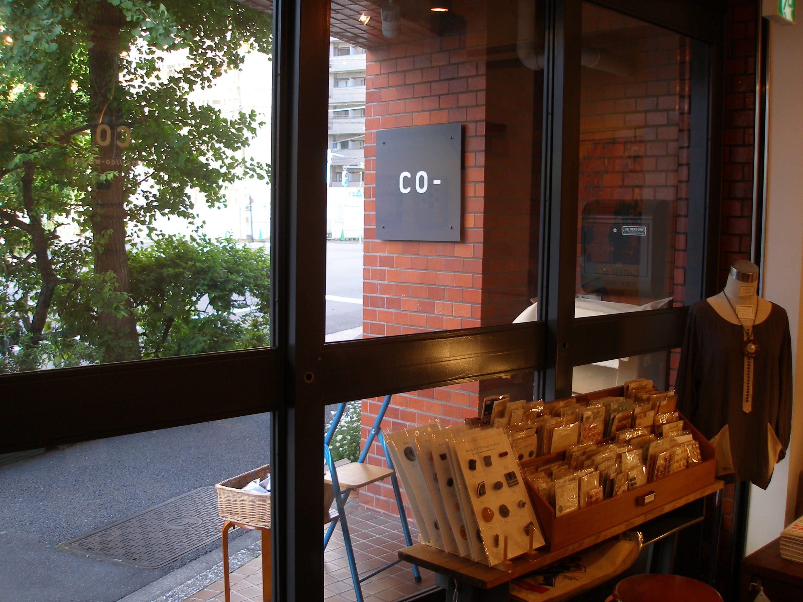 contact | CO- 【コー】アンティークボタン・ヴィンテージボタンの専門店